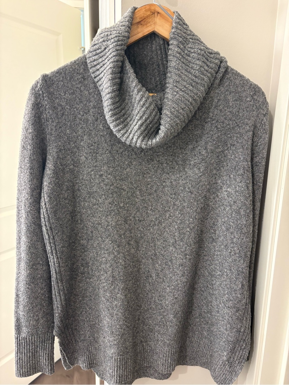 Gray Turtleneck Sweater - Women
